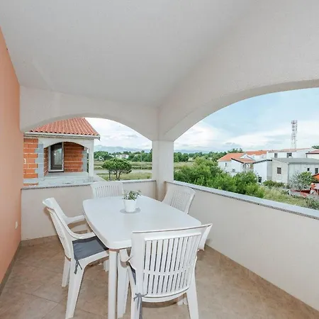Simic Apartment