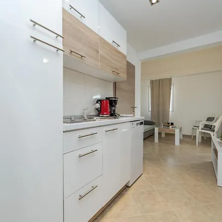 Simic Apartment