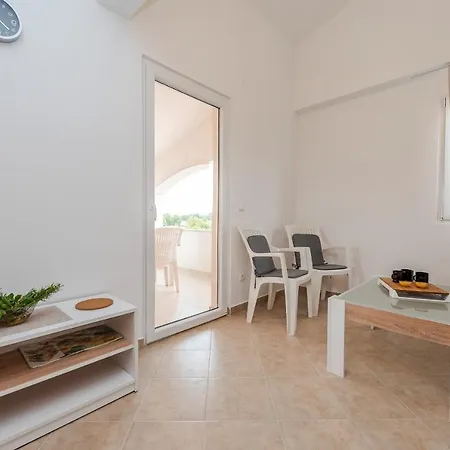 Simic Appartamento Vir