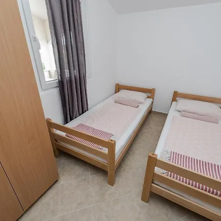 Simic Apartment *