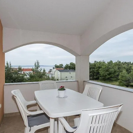 Simic Apartment *